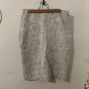 Ann Taylor White-Blue Woven Knee Length Pencil Skirt